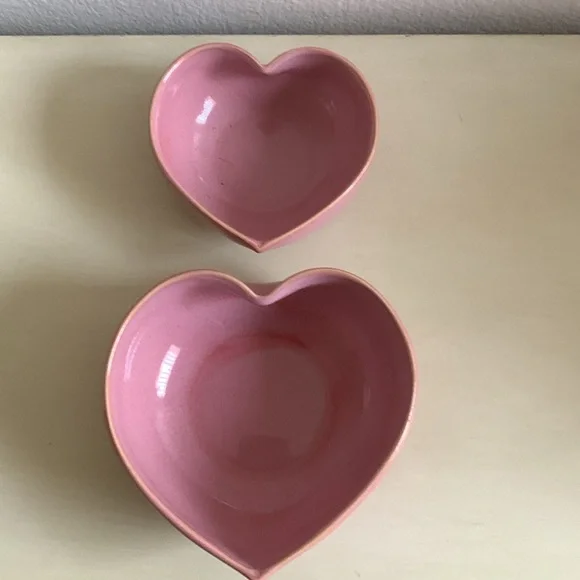Pink Heart Nesting Bowls
Pottery Barn - Picture 2 of 3